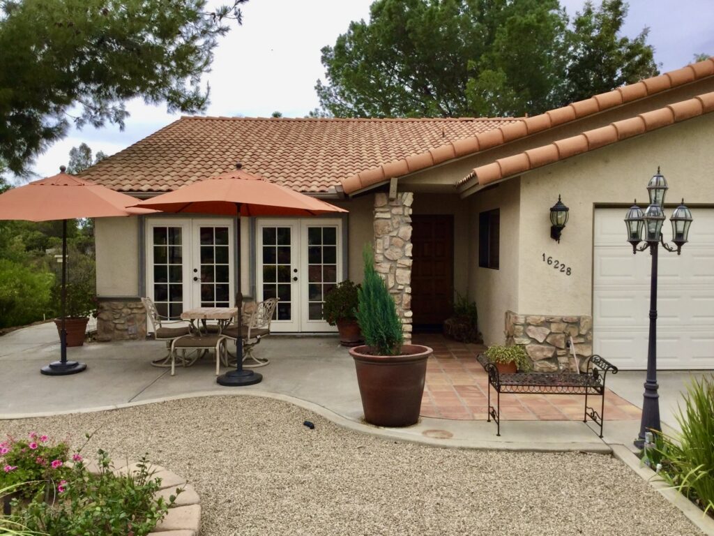Protecting home in Ramona from pests - BITE AWAY TERMITE AND PEST CONTROL, INC. Guaranteed residential pest control for houses in San Diego